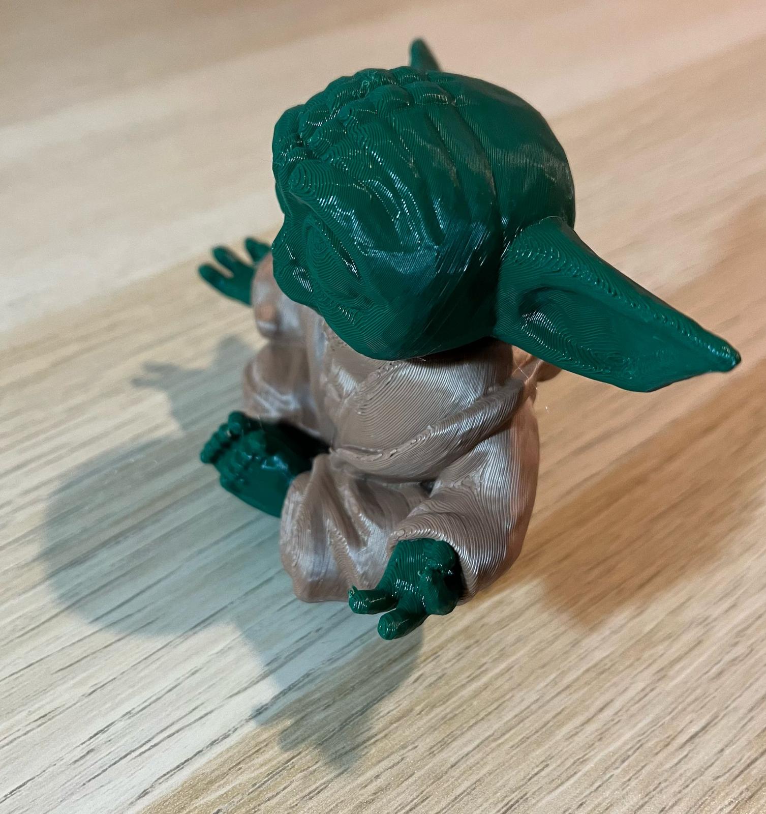 Yoda Meditando